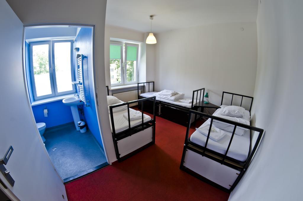 Wilson Hostel Warszawa Pokoj fotografie